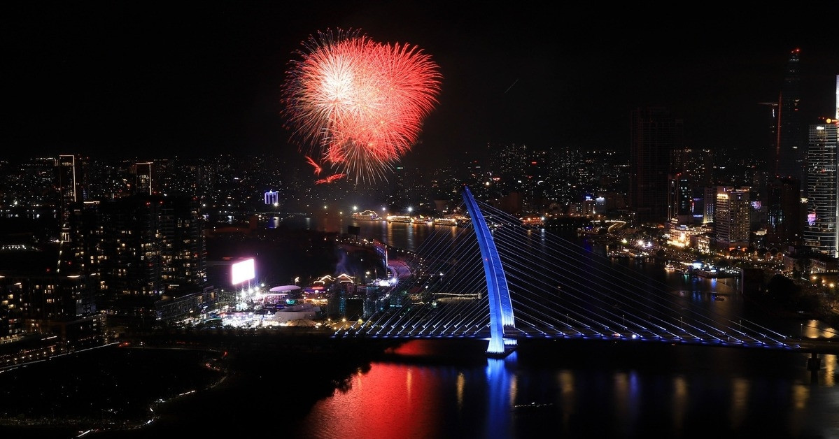 15 fireworks locations and festive highlights for Lunar New Year 2025 in HCMC