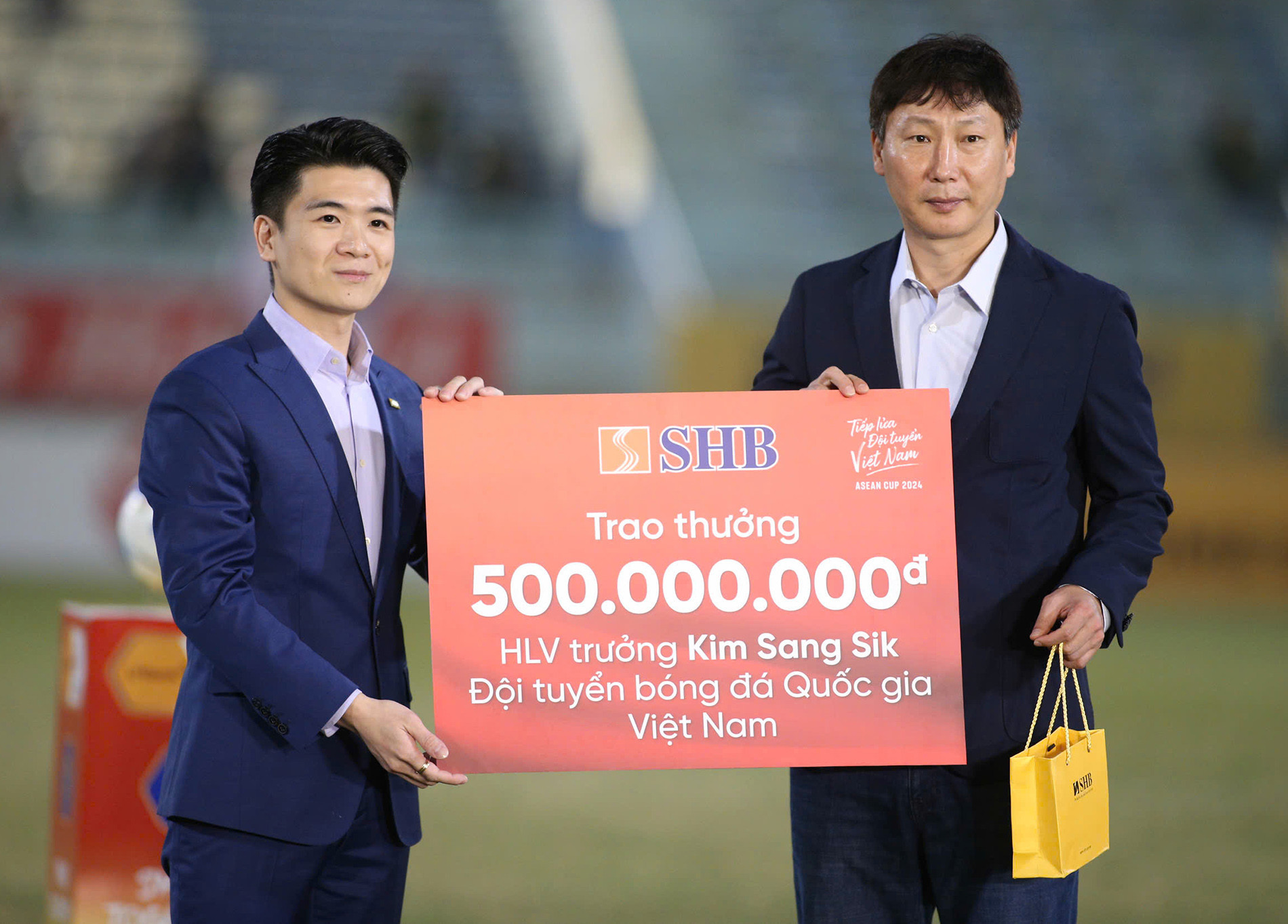 thuong tuyen viet nam 1.jpg