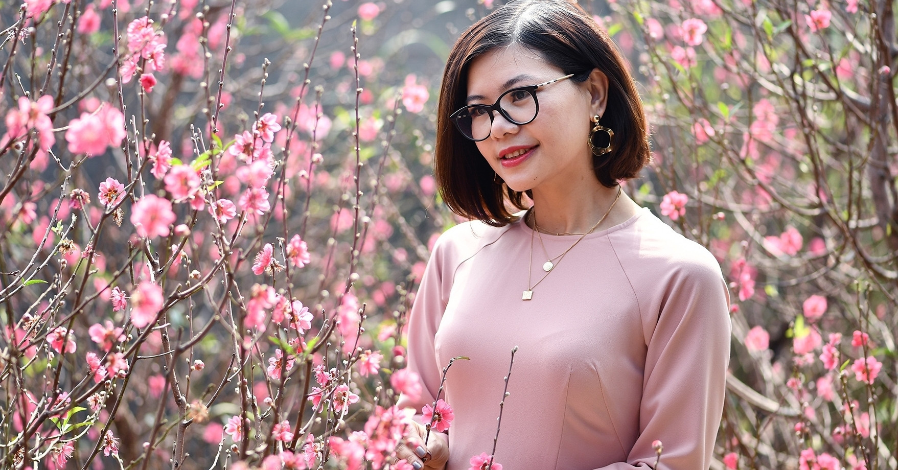 Ao dai tops e-commerce sales during Tet 2025 in Vietnam