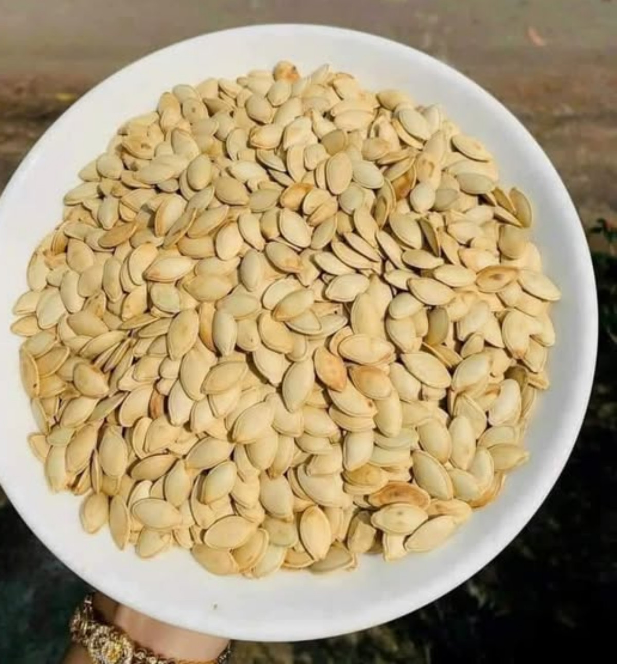 ảnh 2 món ăn vặt ngày tết.jpg