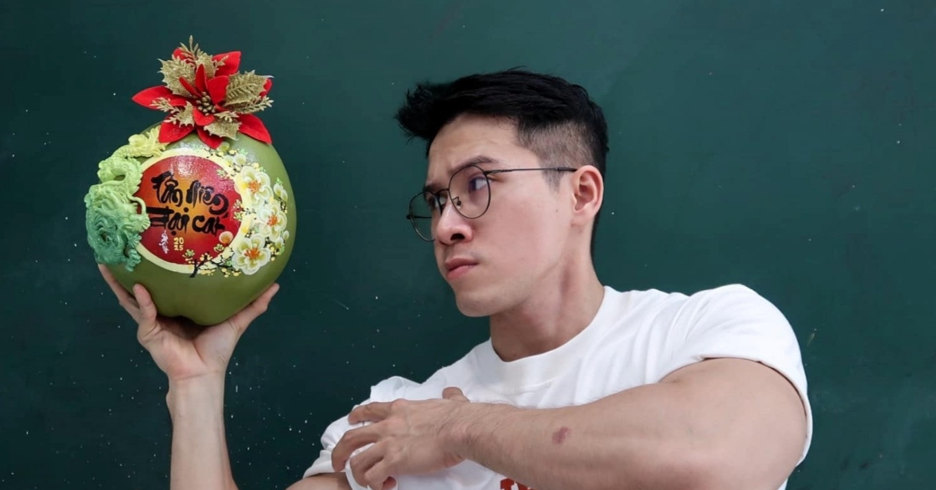 Tet coconuts with clay flower art: A $1,000 seasonal business