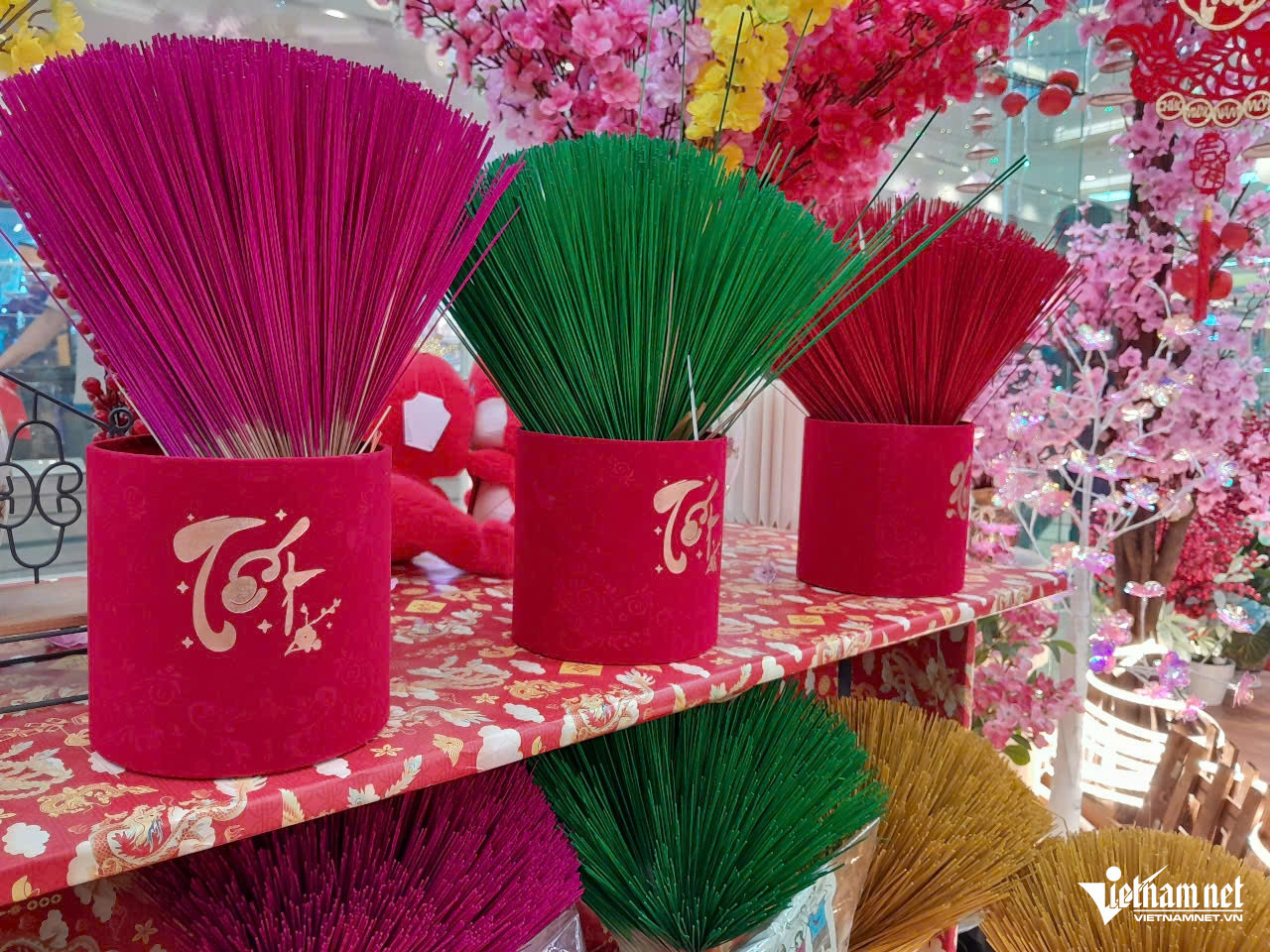 W-ảnh 23 ngày giờ đẹp tất niên.jpg