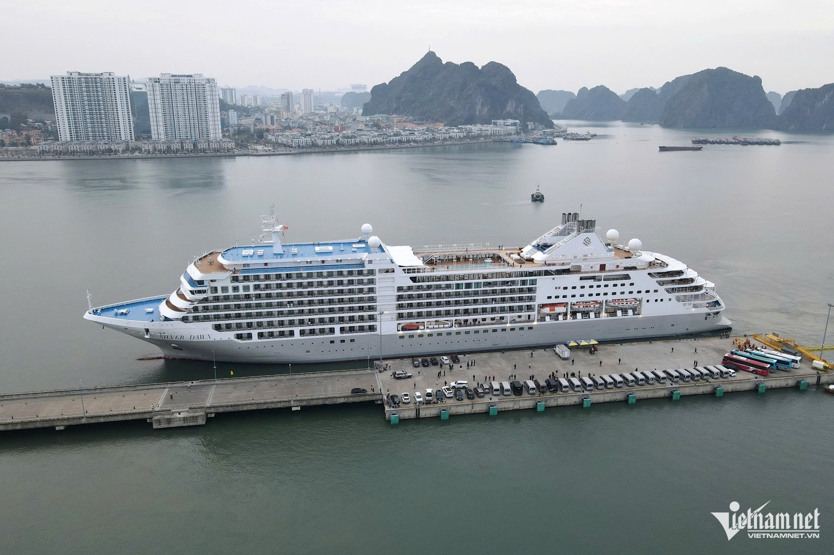 W-b8ad3ae0 f266 453c 98de db5ecfb99731.jpeg