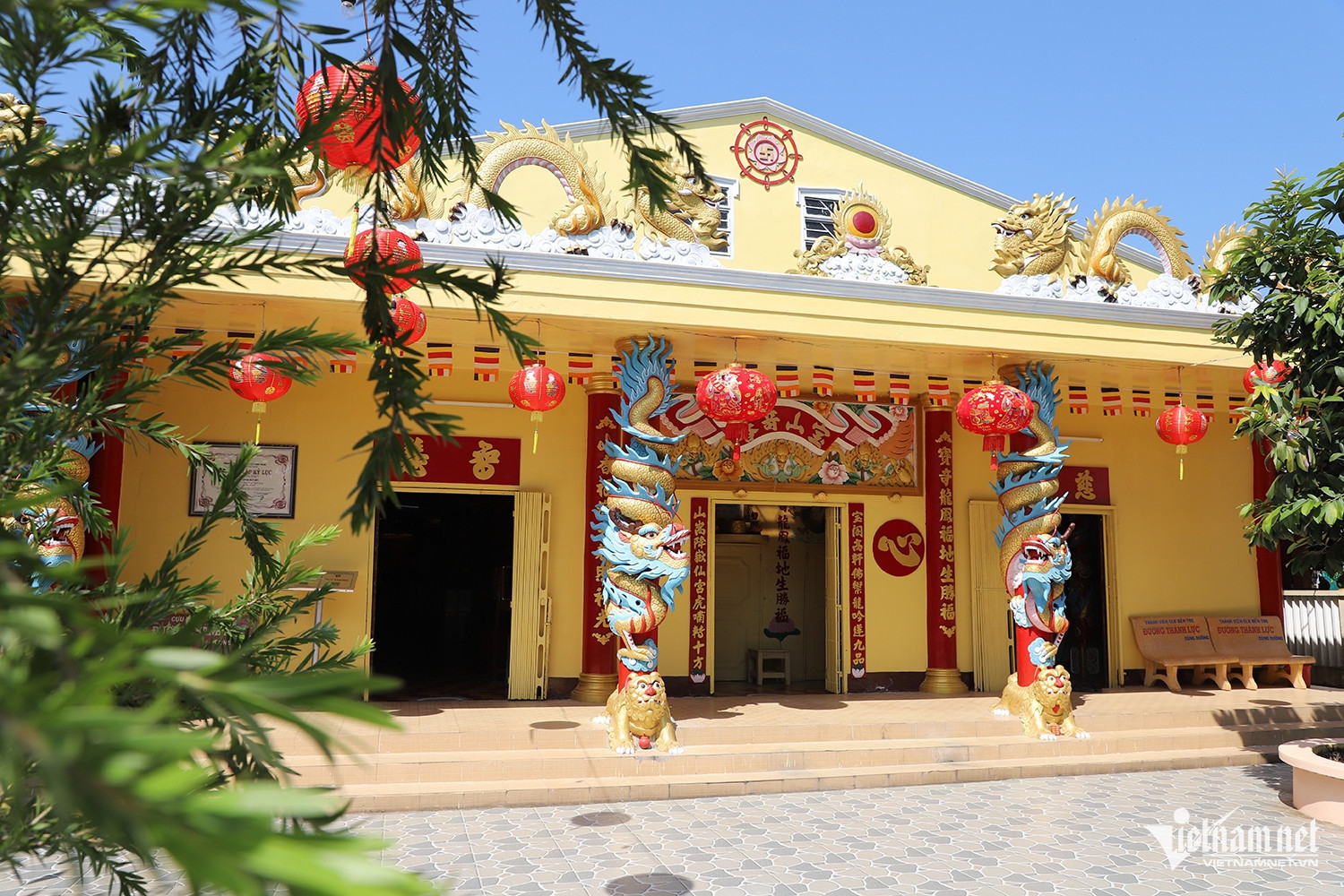 W-chùa đất sét 7.JPG.jpg