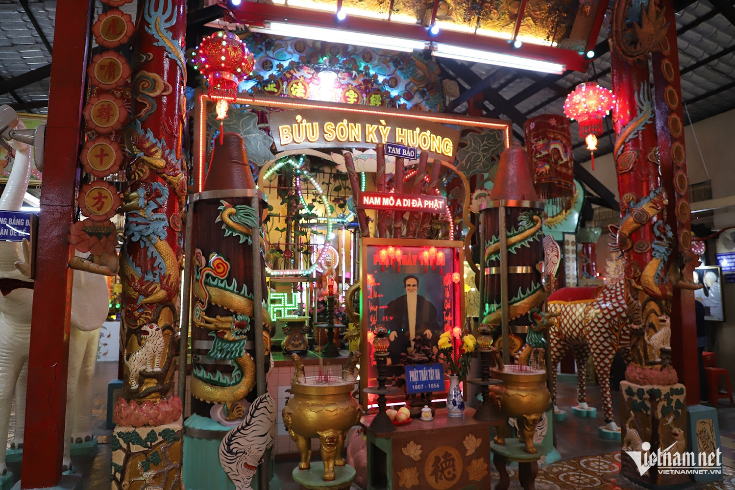 W-chùa đất sét 9.JPG.jpg