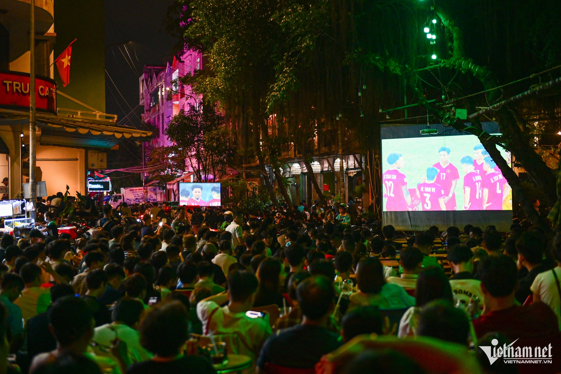 W-bóng đá nguyễn huế 10.jpg