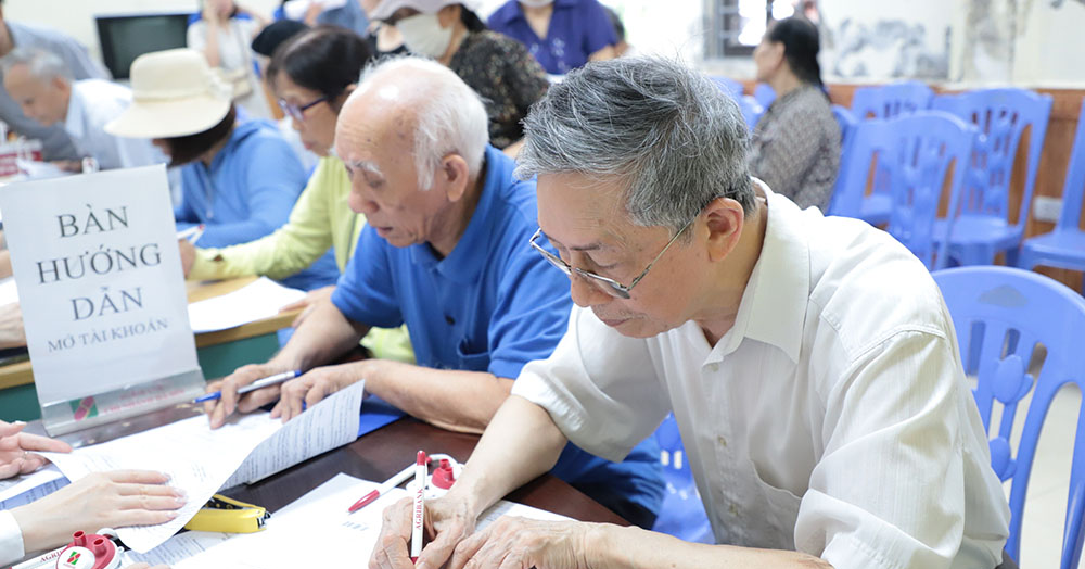 Vietnam adjusts retirement and pension policies for 2025