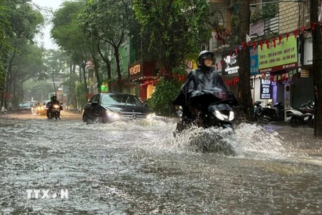Heavy rain and risks of flash floods persist across northern and central Vietnam