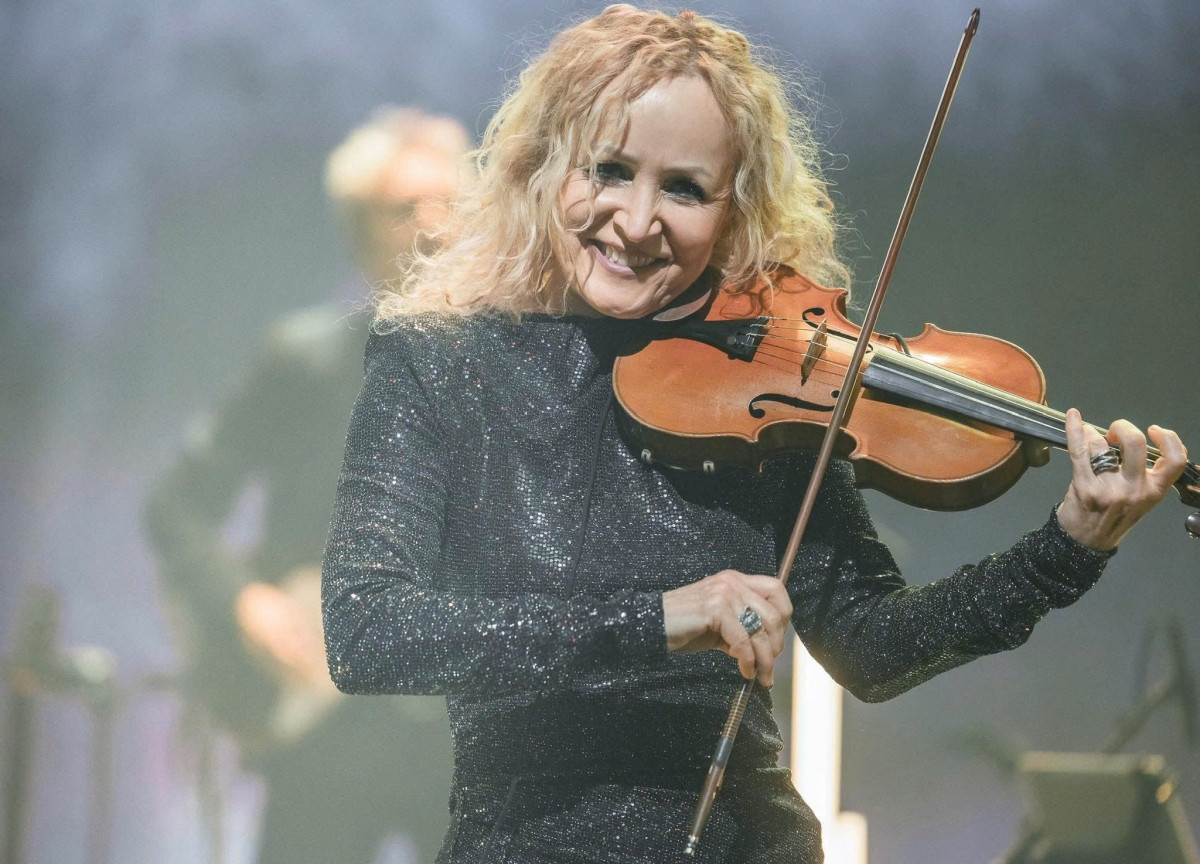 Secret Garden brings timeless melodies to Vietnam for the first time