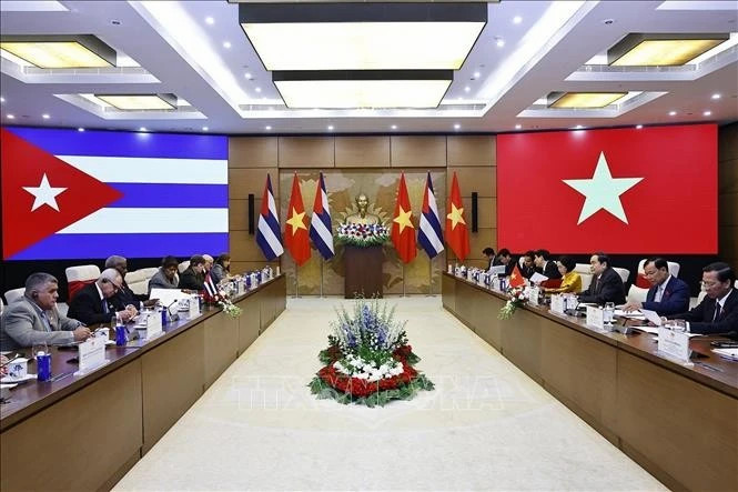 Vietnamese, Cuban legislators seek measures to foster stronger bilateral ties