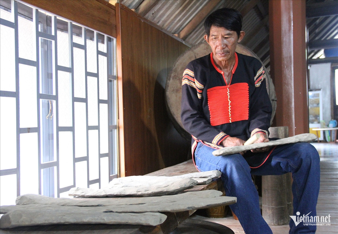 W-Lê Hường ảnh 3.jpg