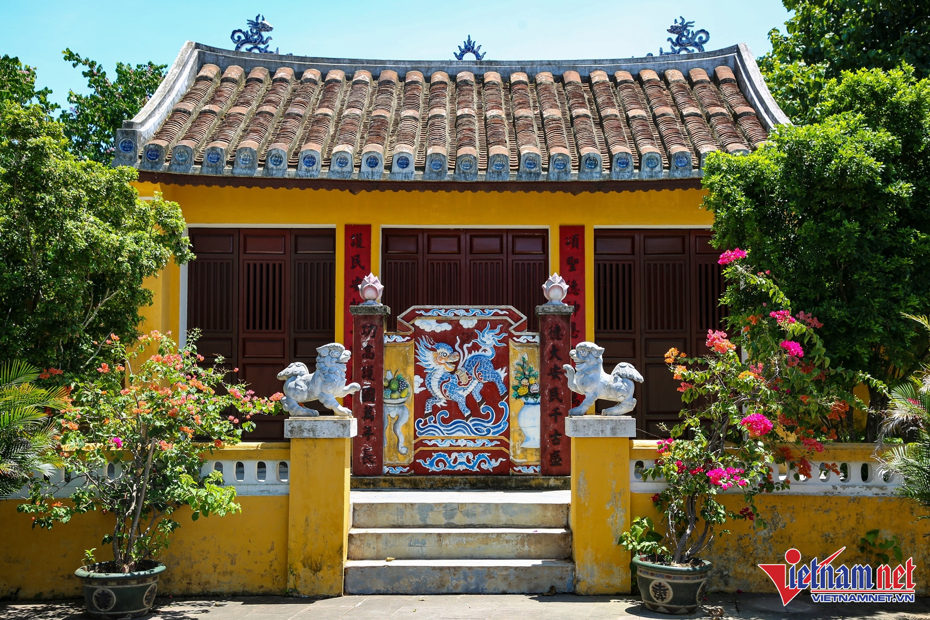 ancient temple12.jpg