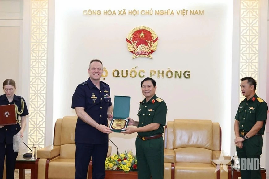 Vietnam, Australia seek stronger defence cooperation