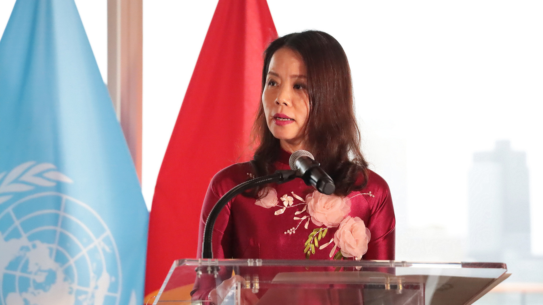 nguyen minh hang.jpg