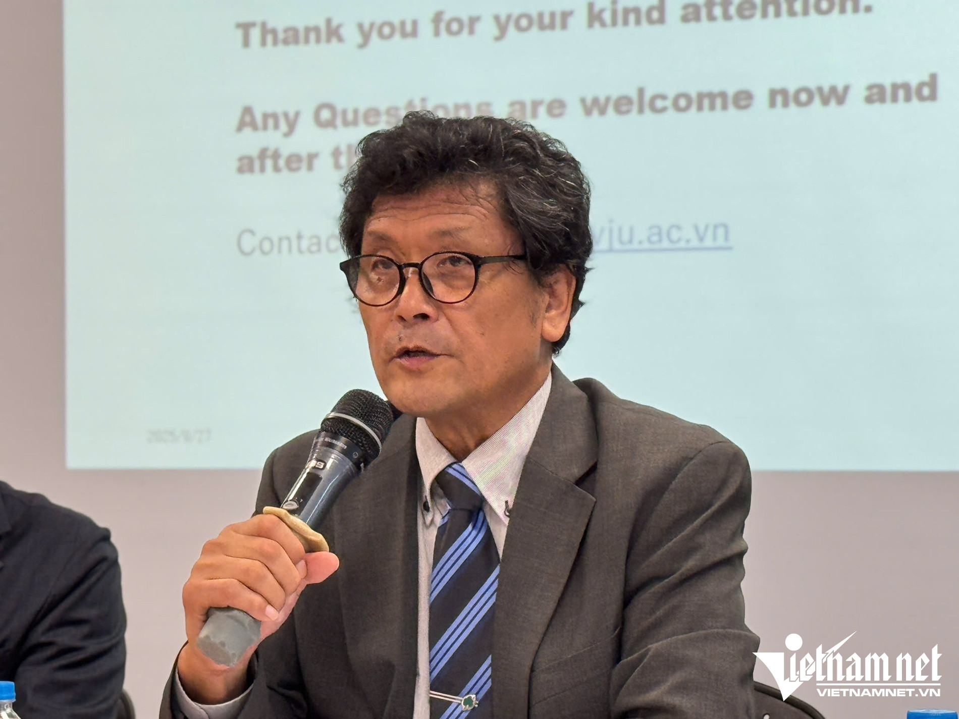 W-gs Usagawa Tsuyoshi.jpg