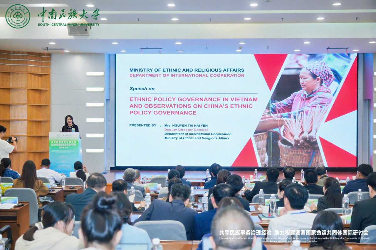 Toan canh hoi thao.jpg