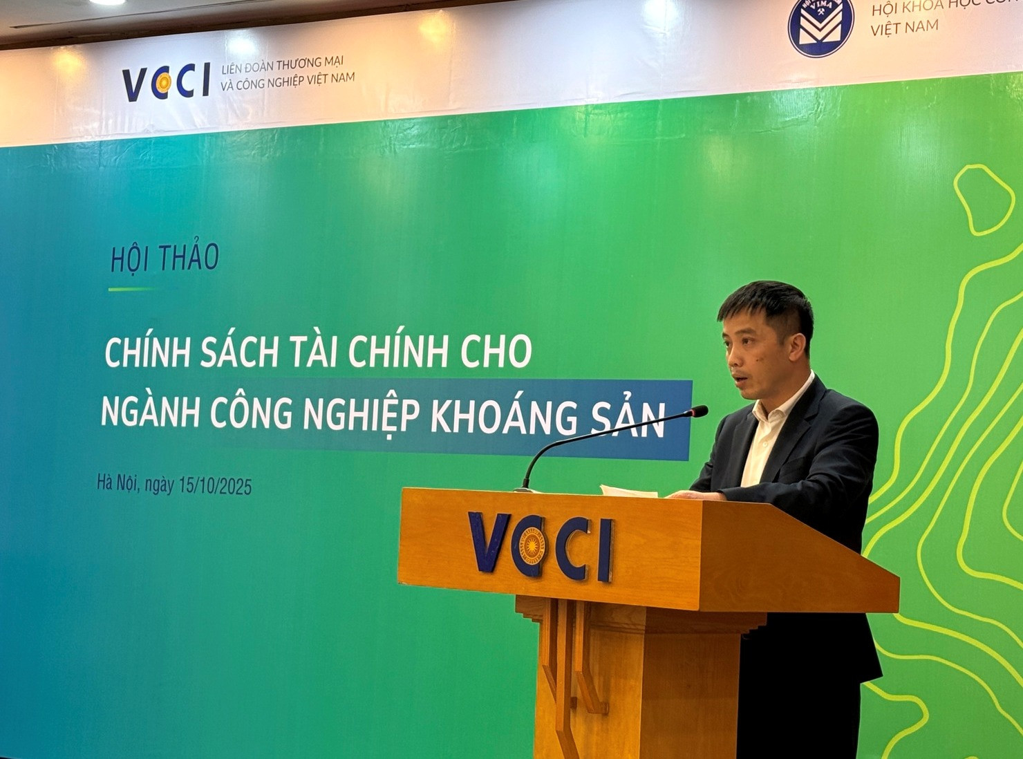 Ong Dau Anh Tuan VCCI.jpg