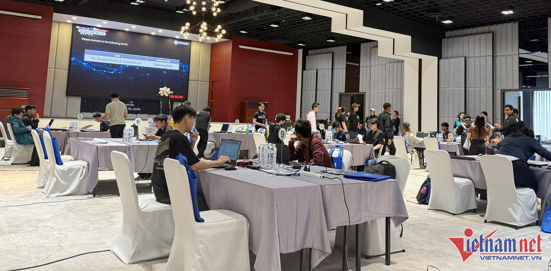 W-anh thi quoc te KMA.jpg