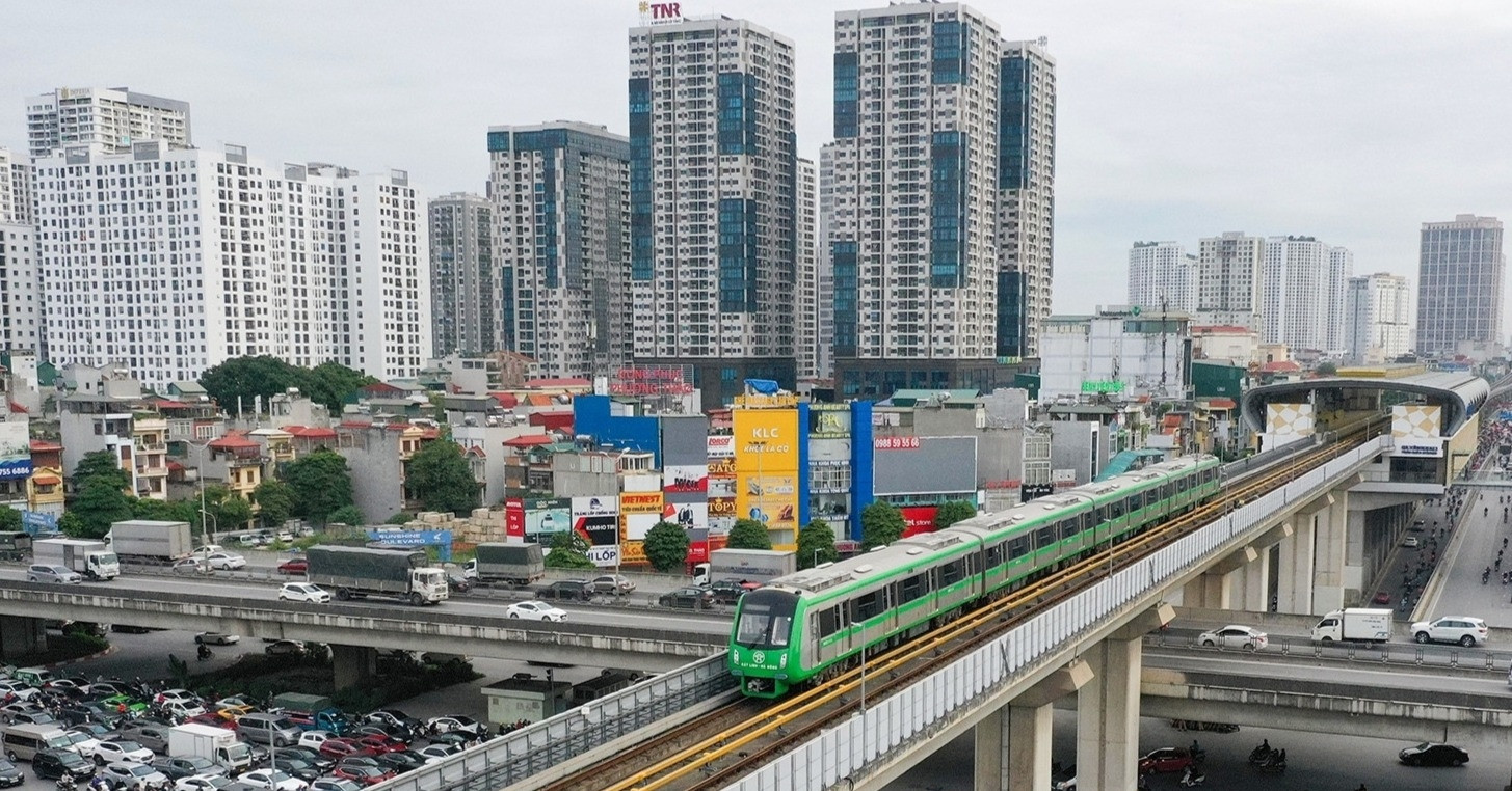 Vietnam unveils growth blueprint with 10% GDP target and digital transition