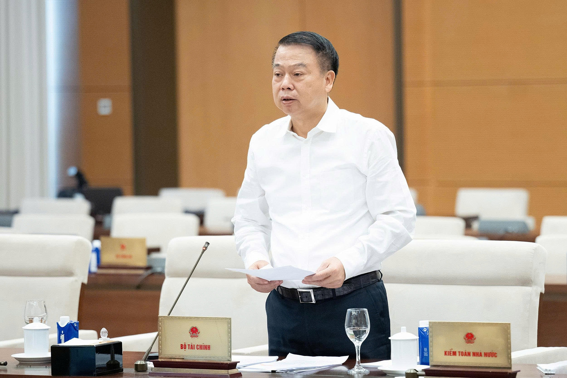 Family-circumstance deduction officially raised to VND15.5 million/month