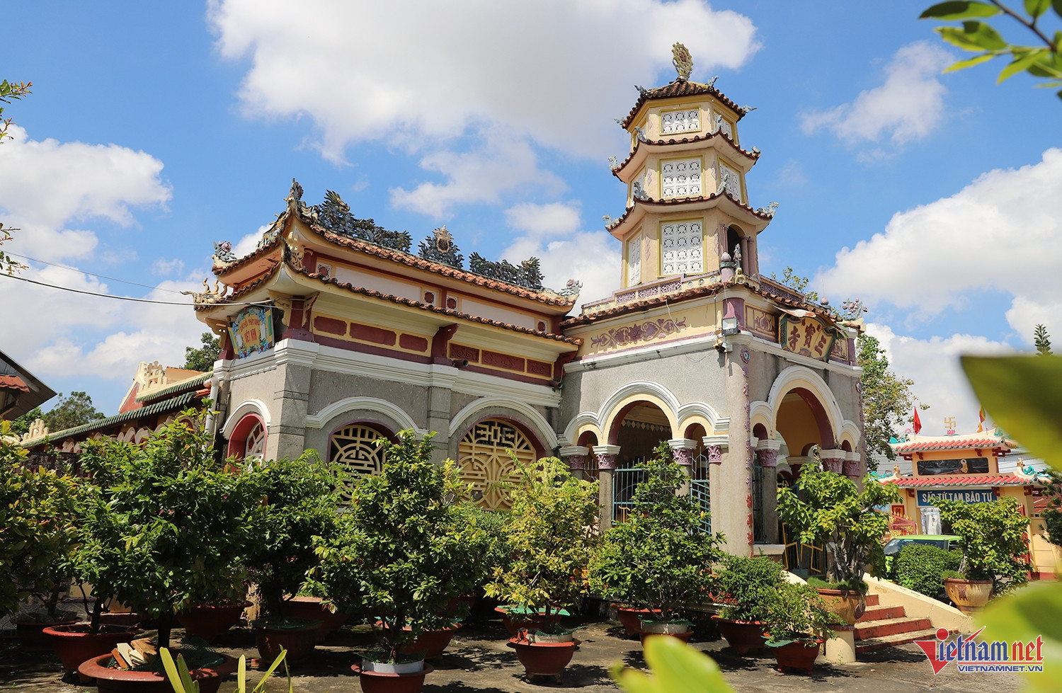 W-chùa Tam Bảo.JPG.jpg