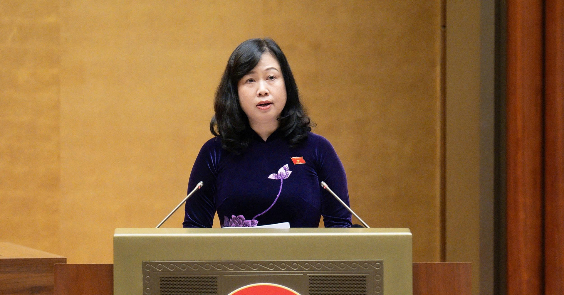 Lawmakers consider housing incentives to encourage childbirth