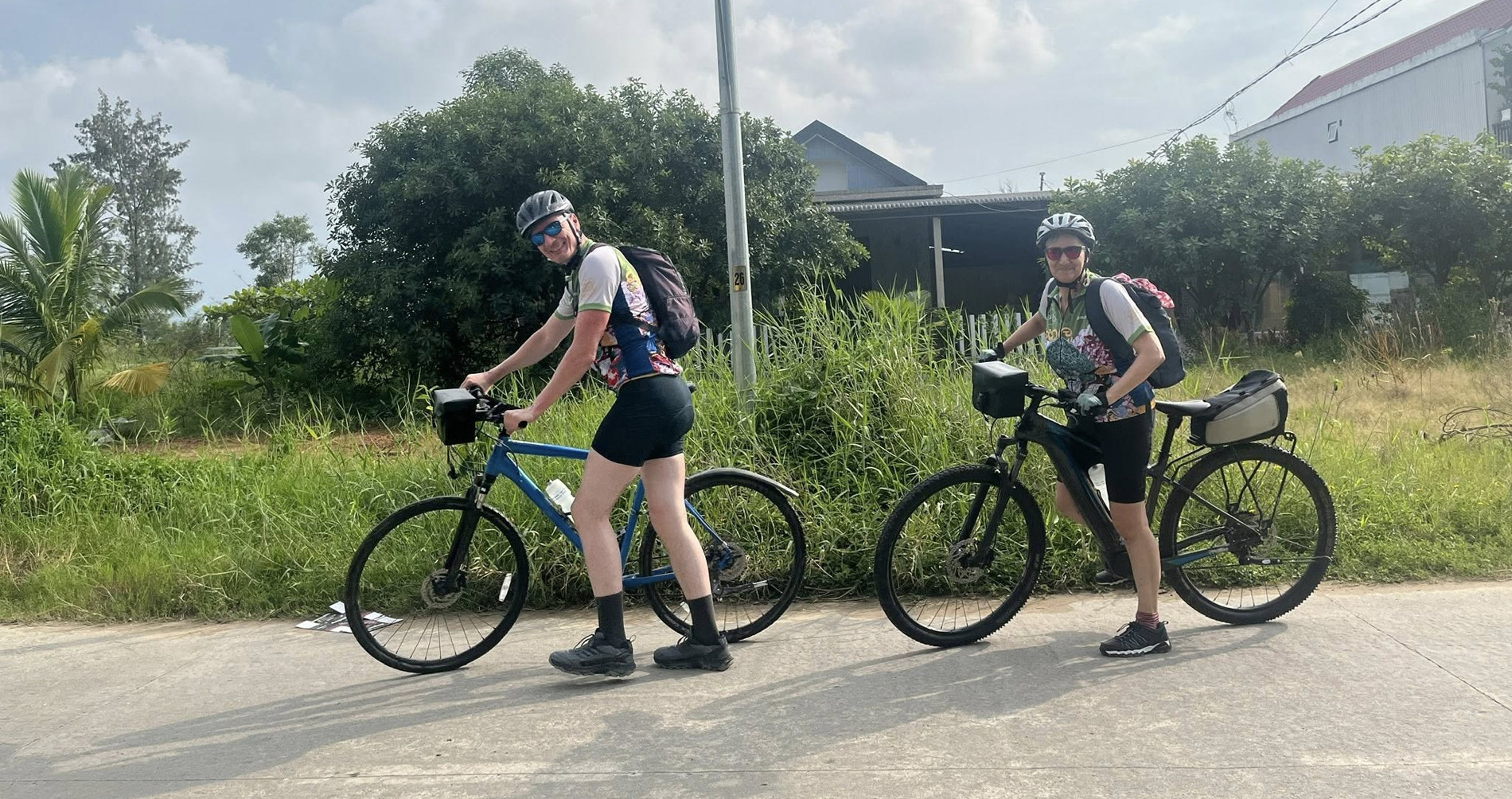 Swiss tourists find warmth and food at Hue funeral