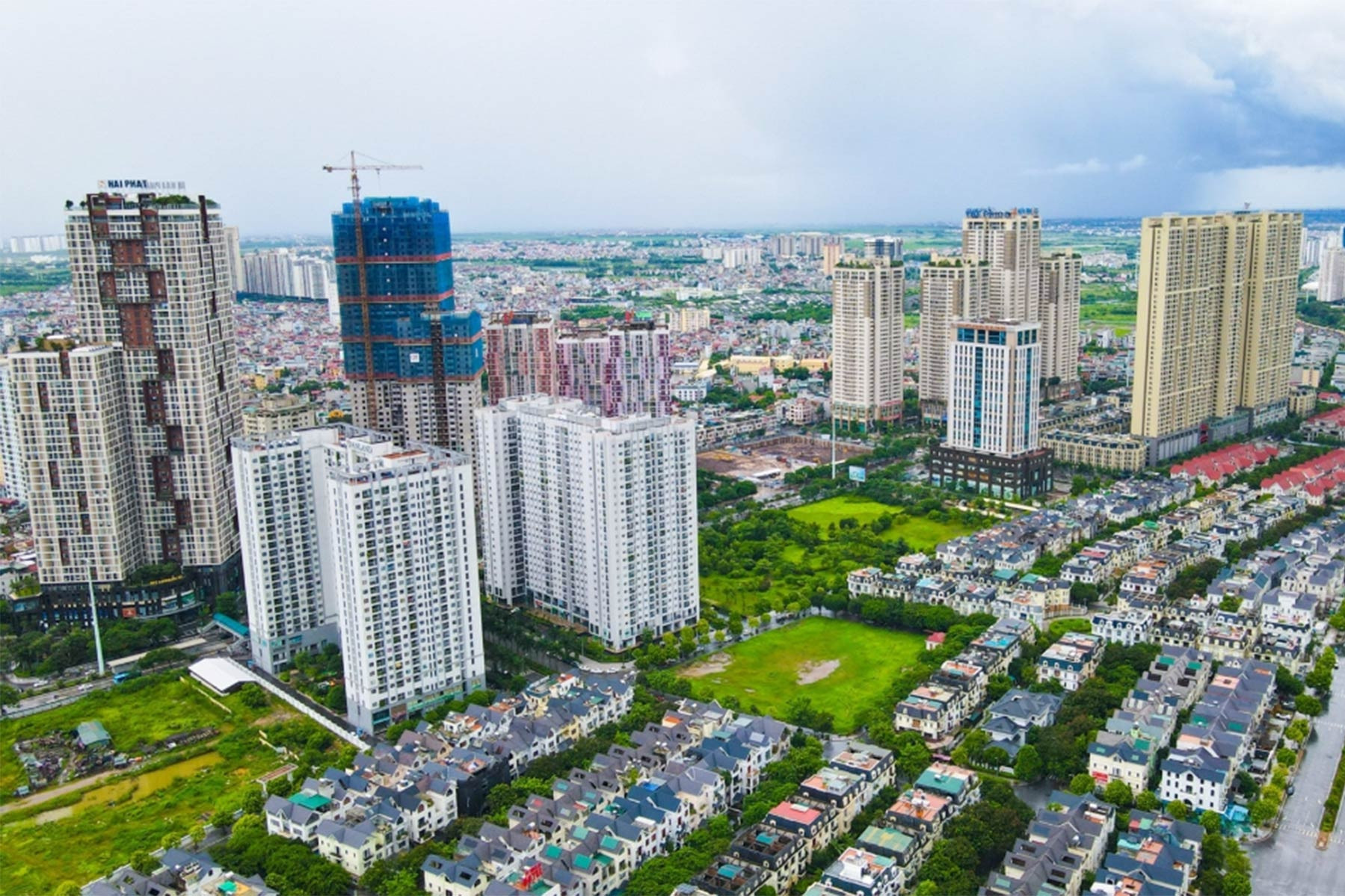 Boost supply, not suppress demand, to control housing prices: experts