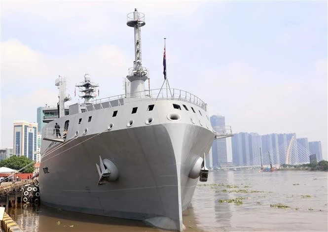 New Zealand Navy’s largest support vessel visits Ho Chi Minh City