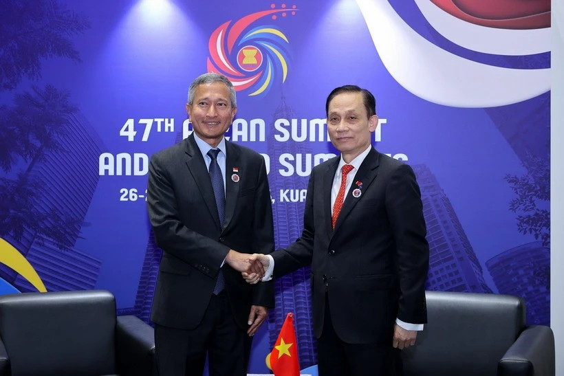 Vietnam, Singapore agree to boost mutually beneficial cooperation