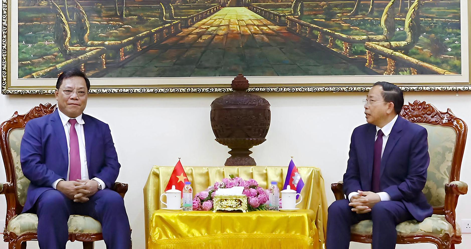 Vietnam attends 3rd Vietnam - Laos - Cambodia Buddhist Summit in Cambodia