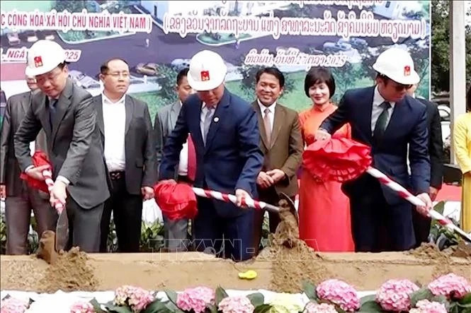 Work begins on VN-funded broadcasting station of Laos' Houaphanh province