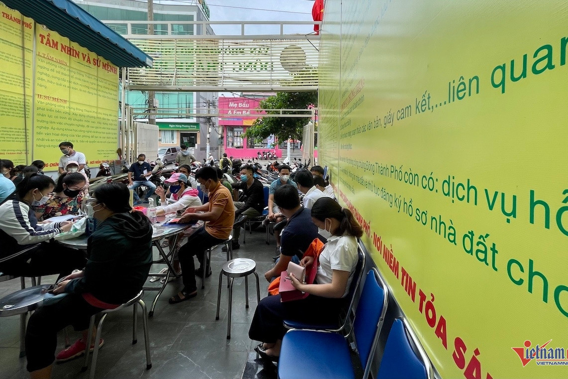 Digital contracts to replace notarization for property and vehicle transactions