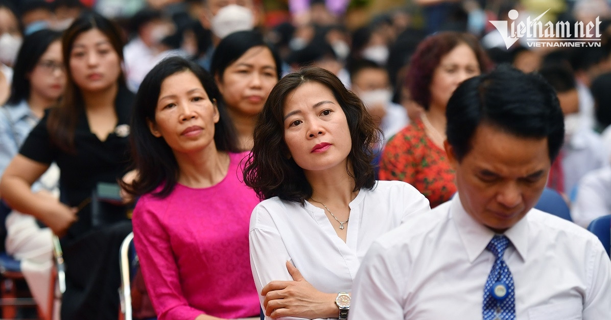 English to become mandatory from Grade 1 across Vietnam