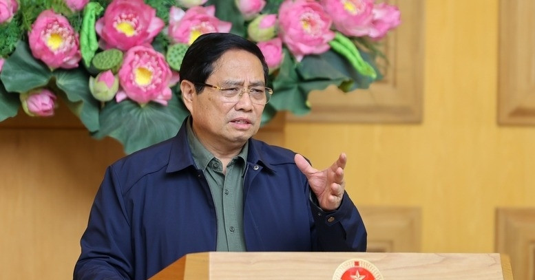 Prime Minister demands immediate support for flood victims in central Vietnam