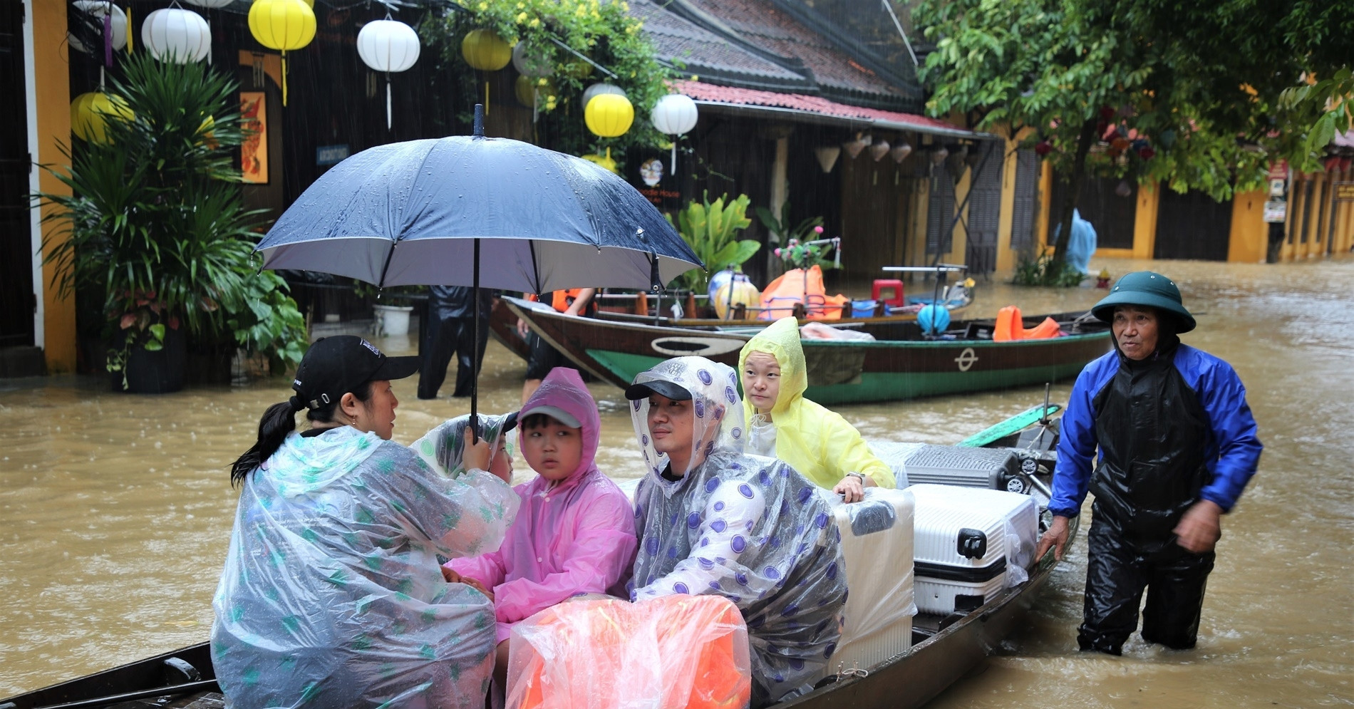 Vietnam lawmakers propose grassroots rescue force for climate emergencies