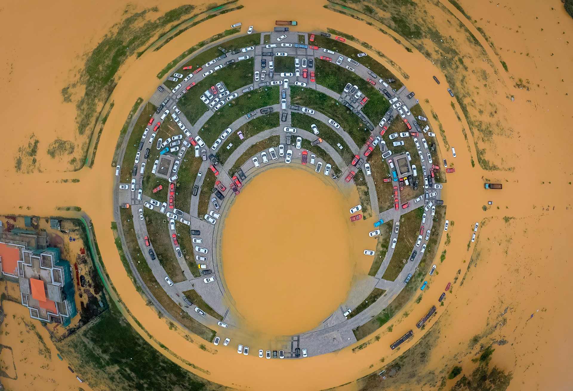 floods in vietnam13.jpg