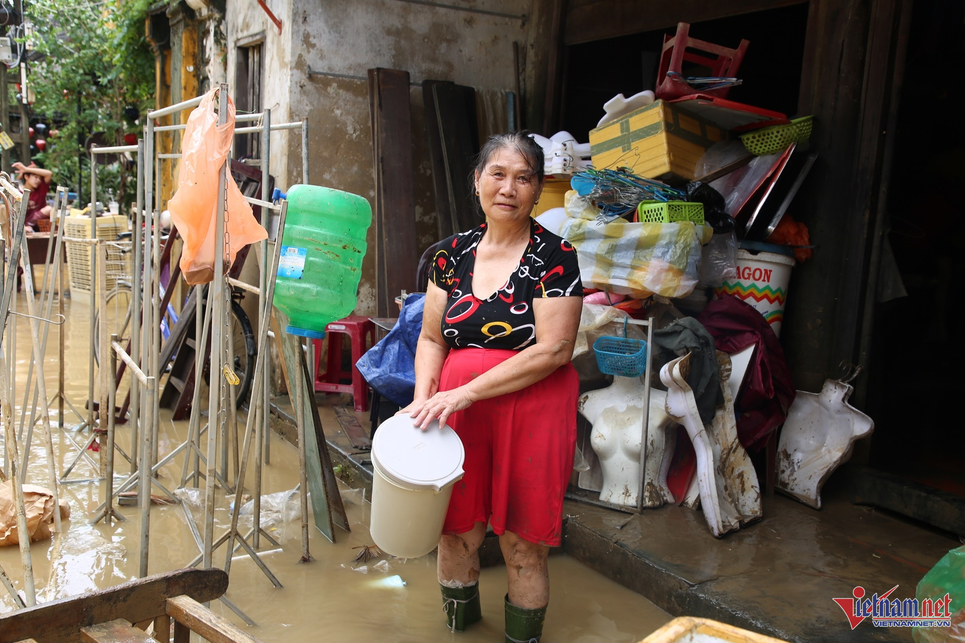 floods in vietnam7.jpg