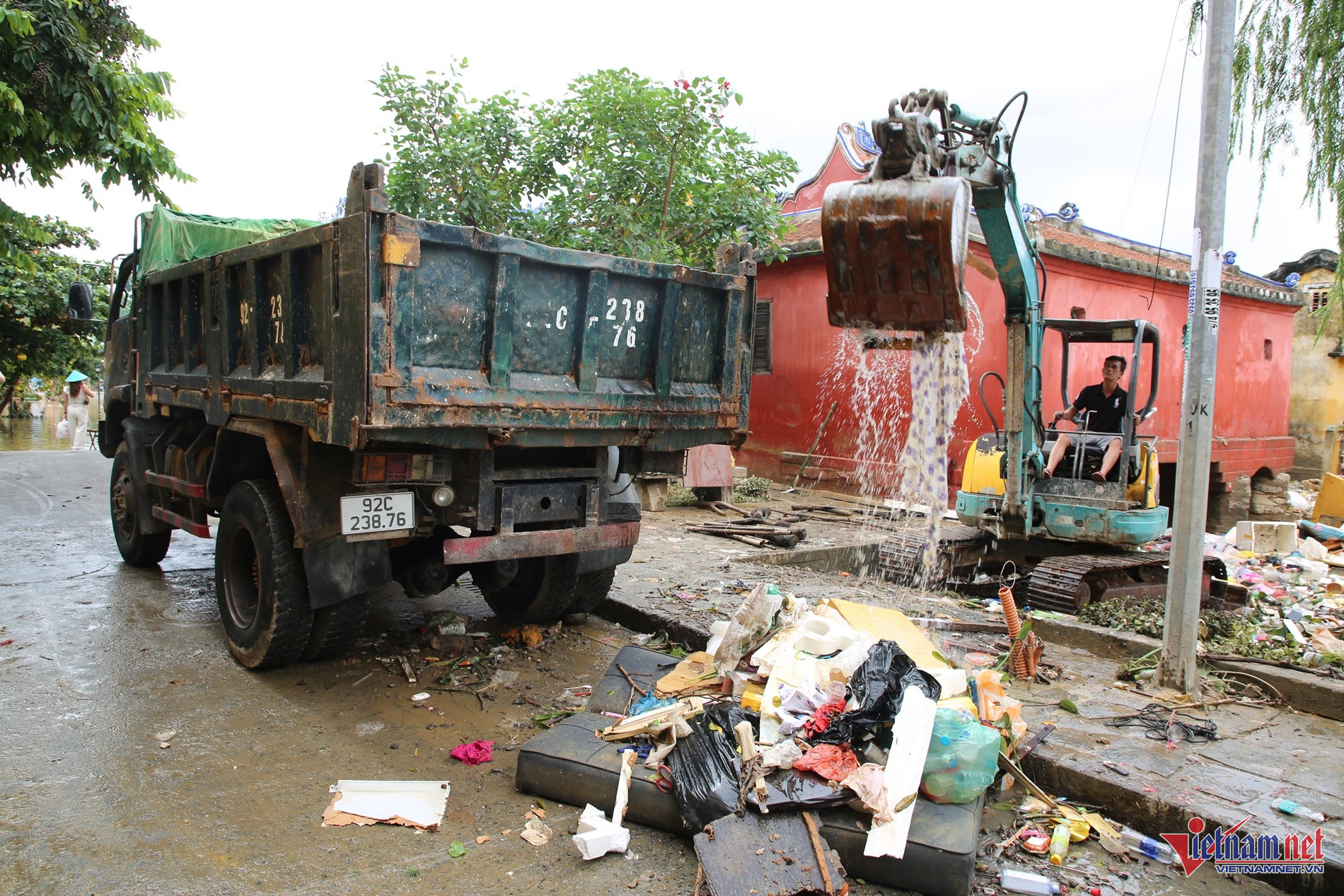 floods in vietnam9.jpg