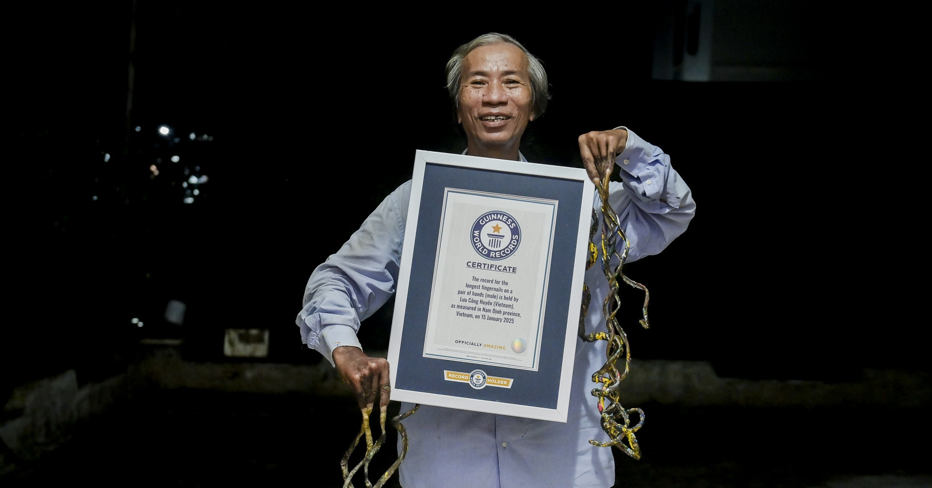 34 years, 6 meters of nails: Vietnam’s latest Guinness record holder