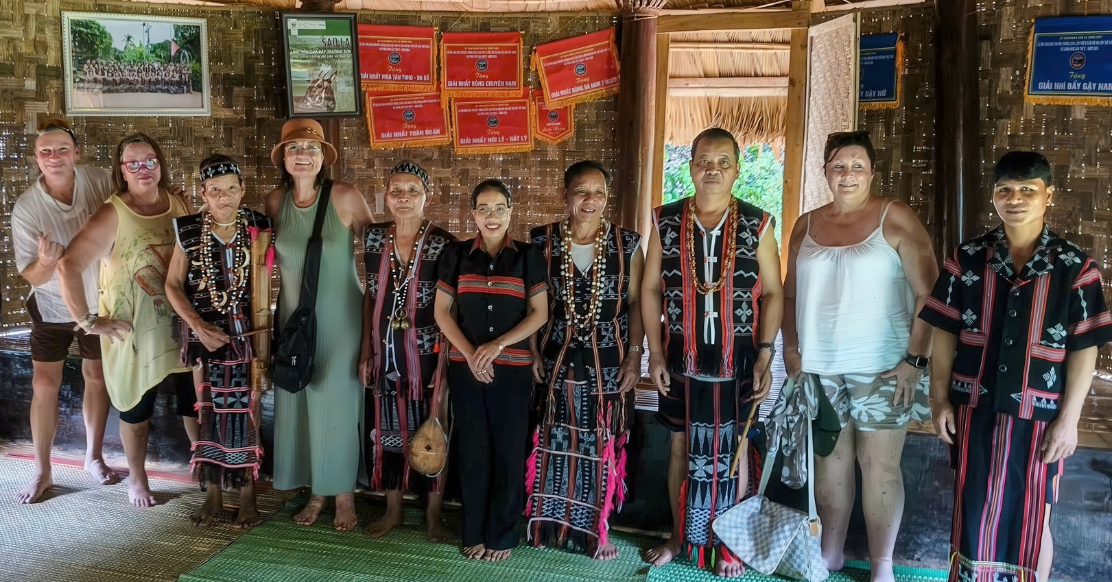 Co Tu woman turns Bho Hoong into a ‘fairy-tale village’ in the highlands