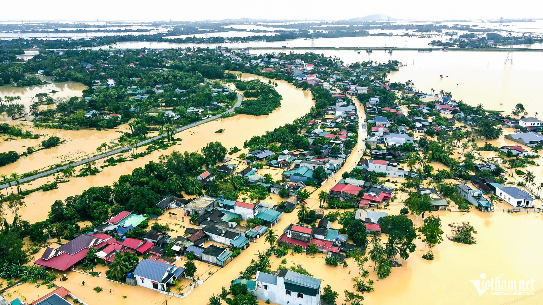 flood in vietnam.jpg