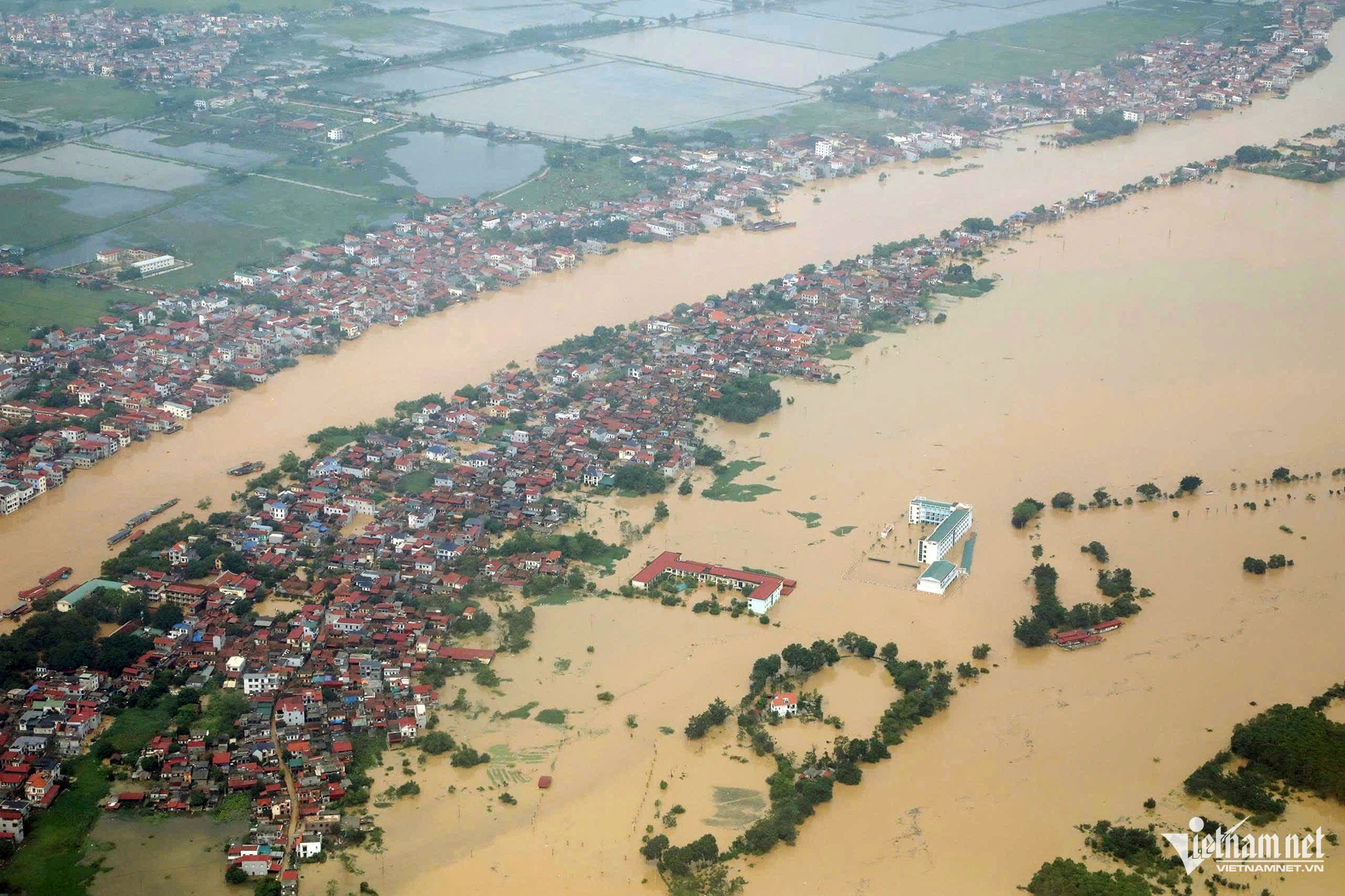 Vietnam allocates $5.75 million in flood relief to four provinces