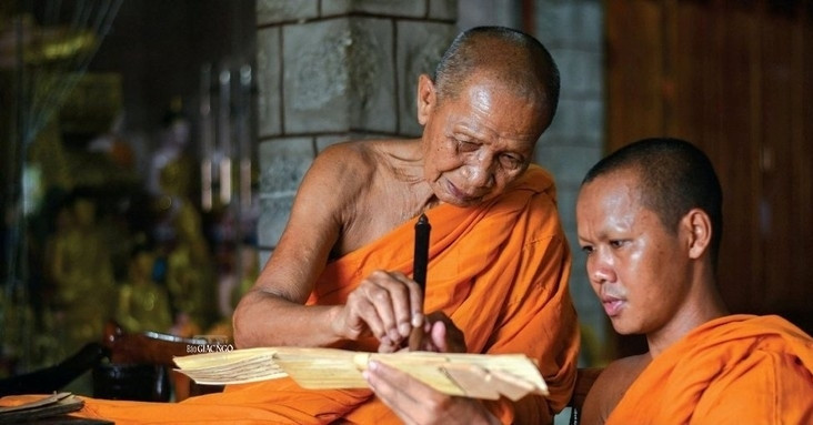Elder monk revives Khmer cultural soul through sacred palm-leaf scriptures