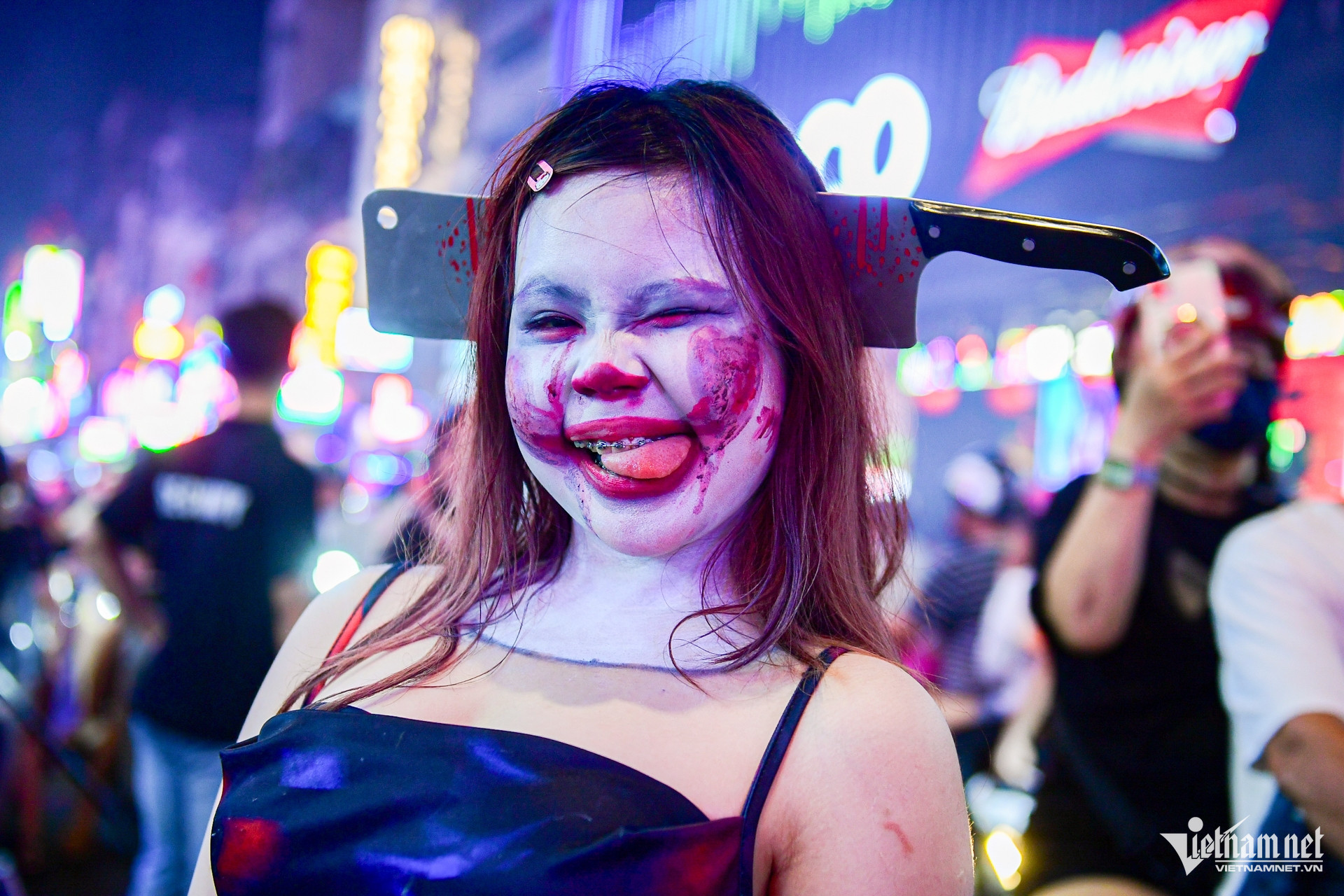 halloween saigon2.jpg