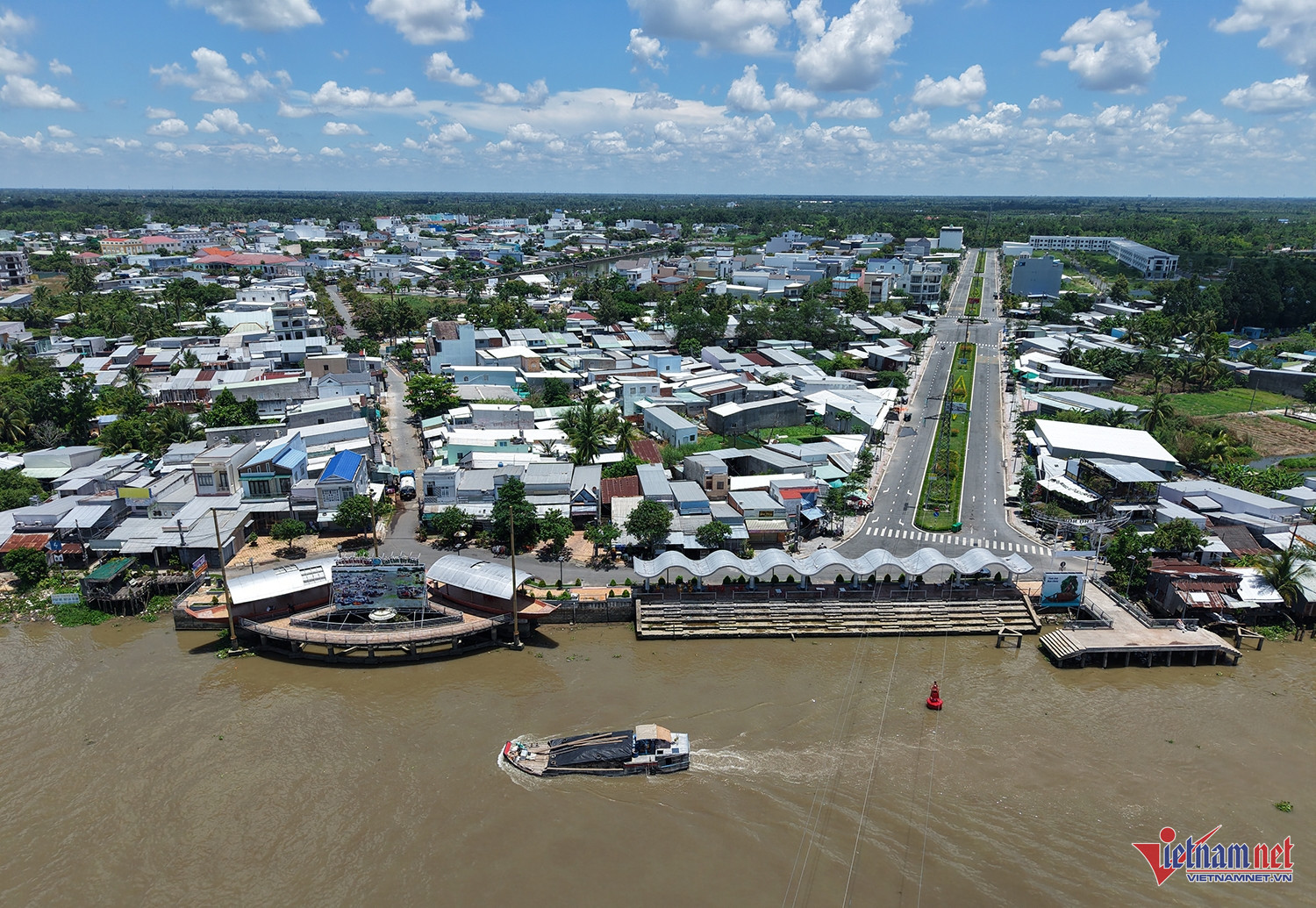 W-cầu tàu.JPG.jpg