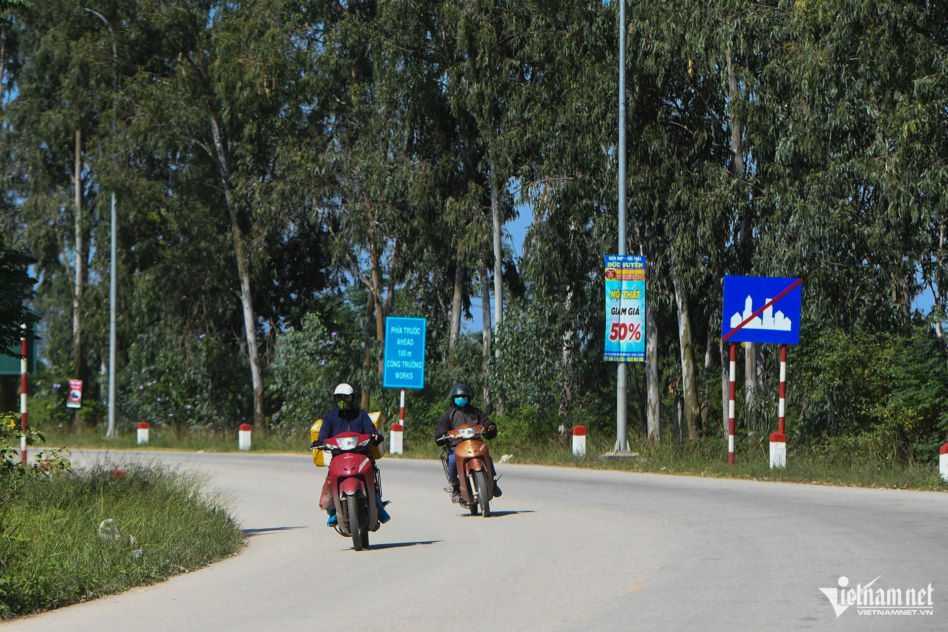 gia binh airport2.jpg