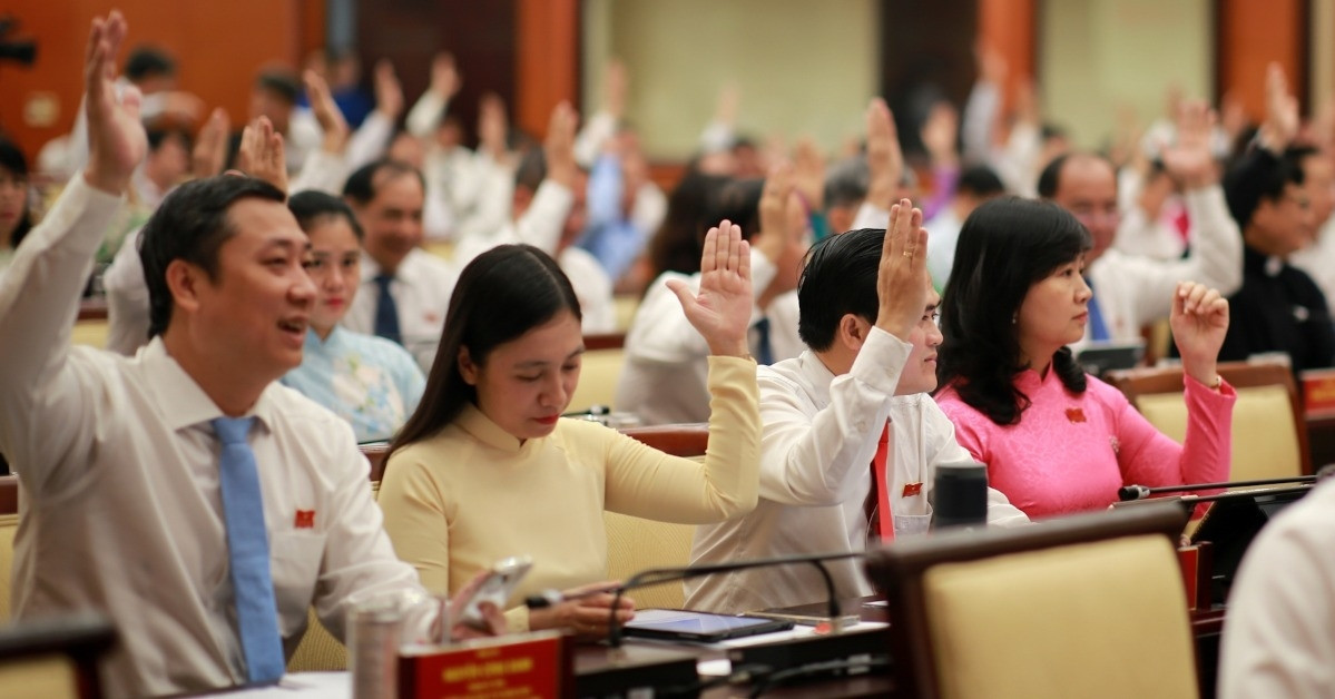 Ho Chi Minh City adopts 43 key resolutions to drive urban growth