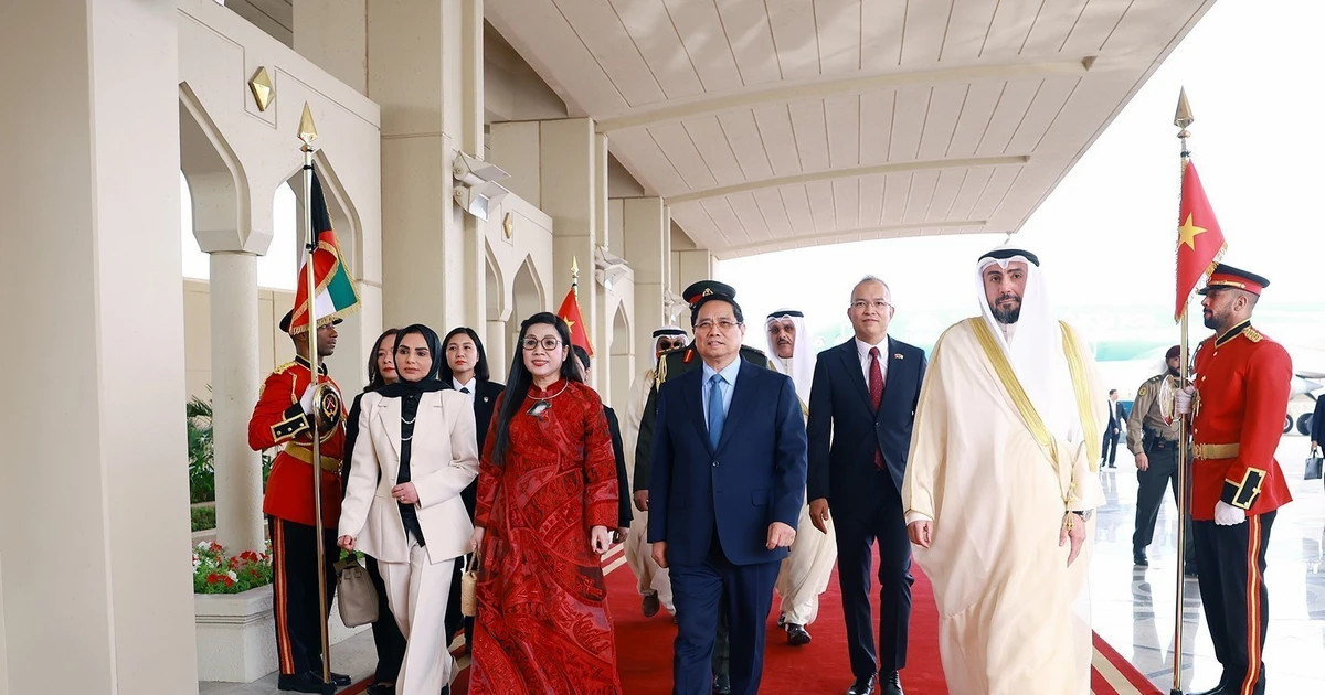 Prime Minister Pham Minh Chinh begins official visit to Kuwait