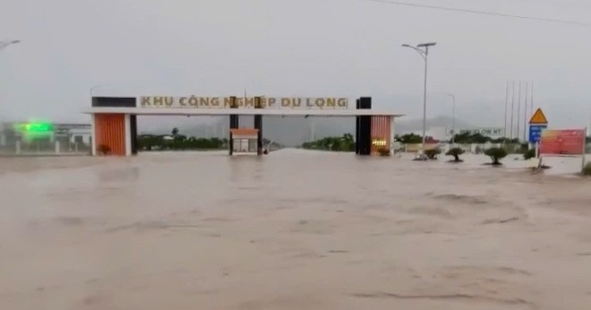 Nearly 1,000mm of rain in a day: Central provinces overwhelmed by deadly deluge